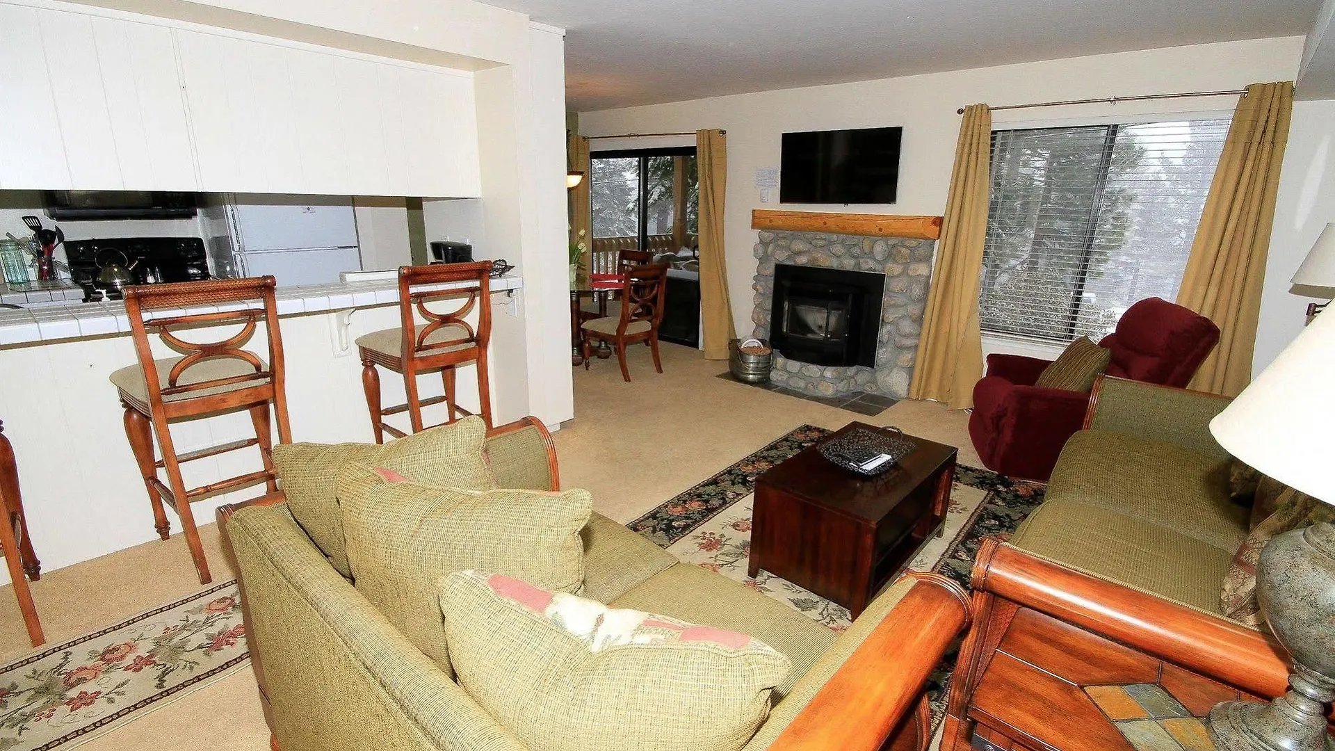 *** Hotel Mammoth Mountain Reservations Condo Collection Mammoth Lakes United States